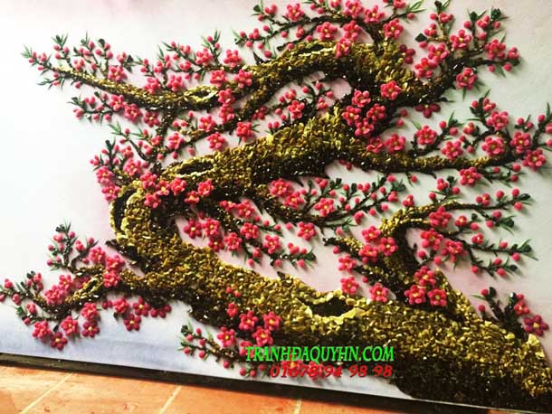 tranh đá quý đào thế đuôi rồng